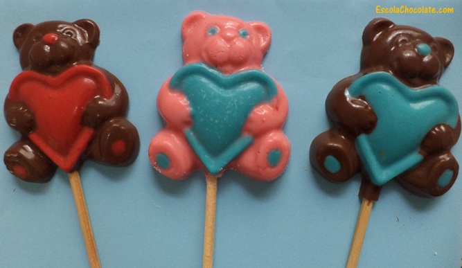 Como Fazer Pirulito de Chocolate Colorido