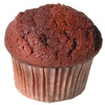 Cupcake de chocolate com risquinhos de chocolate branco