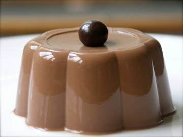 Flan de chocolate com maria-mole