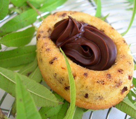 Receita de tigrés com ganache de chocolate e verbena